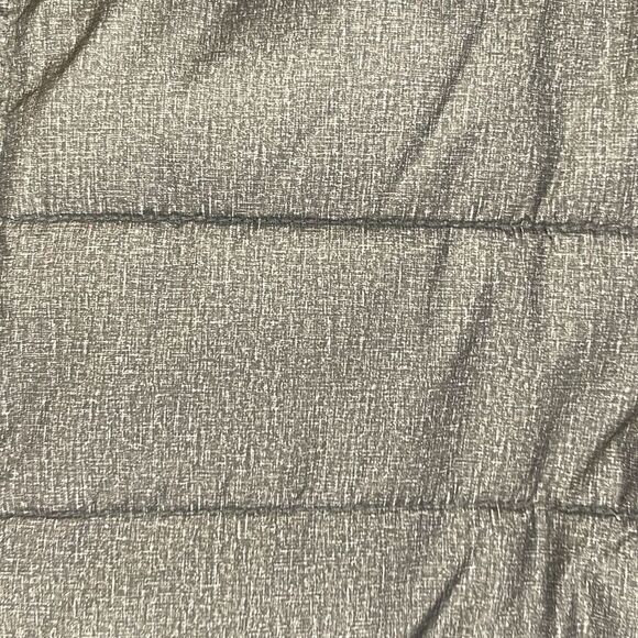 Amazon Men's Lightweight Water-Resistant Packable Hooded Puffer Jacket - Picture 5 of 10